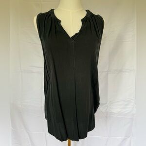 Universal Thread Charcoal Tee